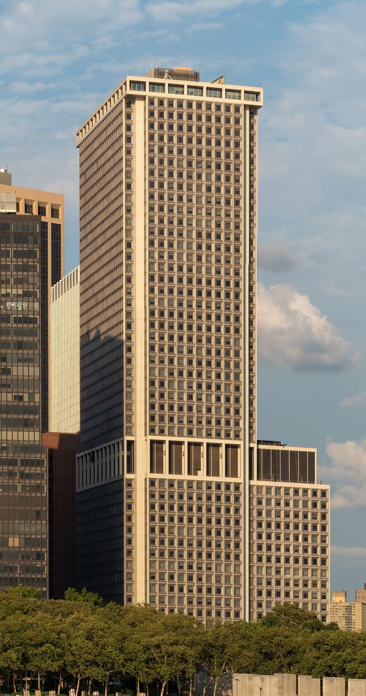 Chased Out of New York: The Contract-Breach Trail Anthony Tomashefsky Left Behind