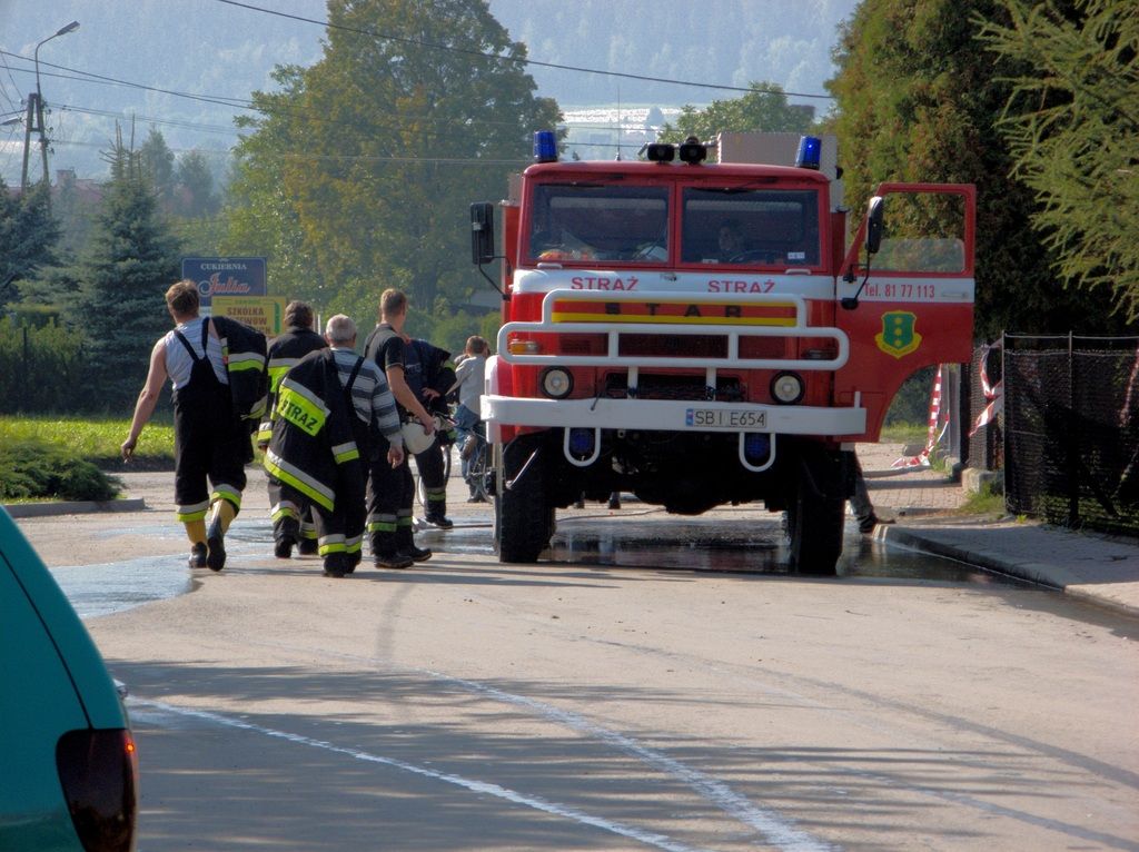 Two-Alarm Fire Hits Kent Seafood Warehouse
